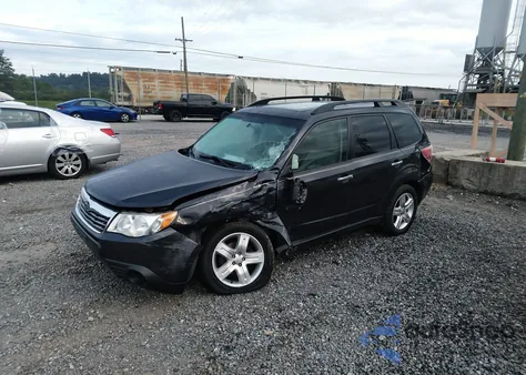 2010 Subaru Forester 2.5X Premium z USA, uszkodzony, nr VIN JF2SH6CC4AH721159